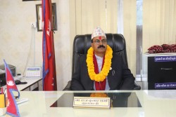 विश्वासको मत लिँदै कर्णाली प्रदेशका मुख्यमन्त्री शर्मा